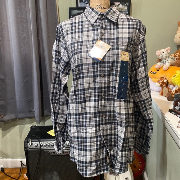 Flannel - Picture 1 of 4